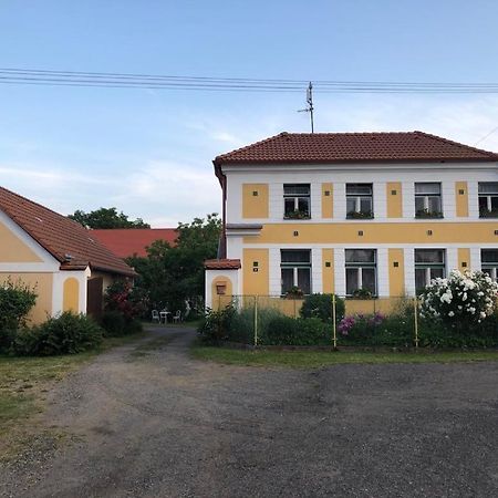 Ubytovani U Simonu Hotel Probulov Bagian luar foto