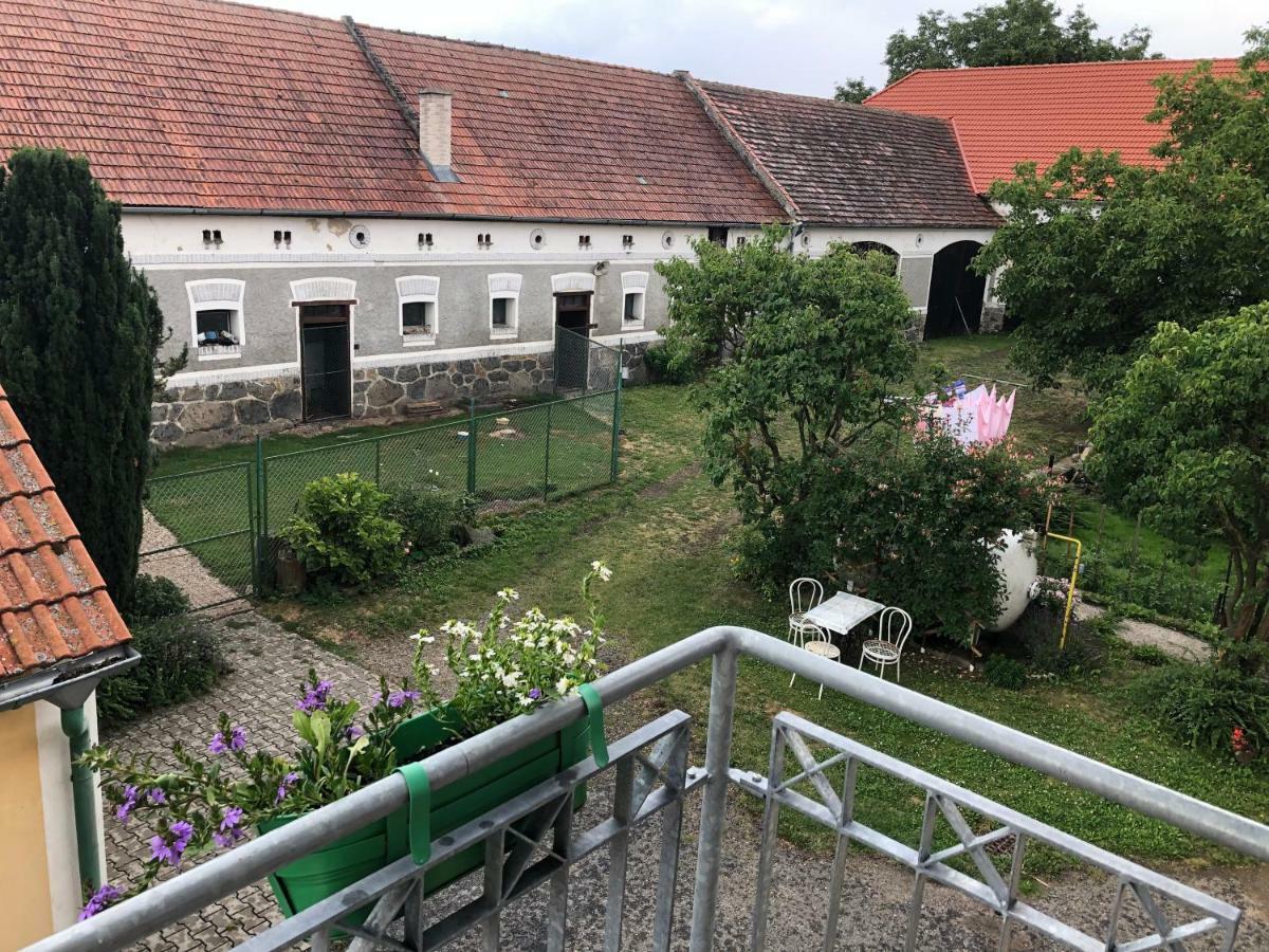 Ubytovani U Simonu Hotel Probulov Bagian luar foto